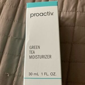 (Still Sealed)Proactiv-Green Tea Moisturizer-1floz